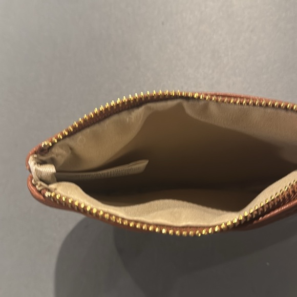 Rosetti Wristlet Blue & Tan Floral - Picture 3 of 3